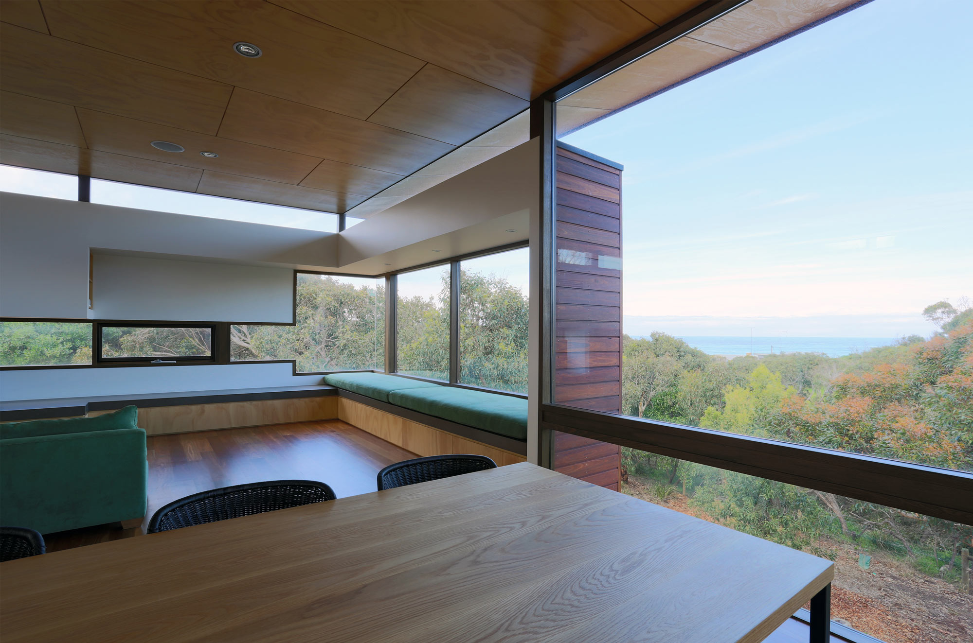 2014033971_05_PeterWinklerArchitect_GullyBeachHouse_FionaPeters 2014033971_05_PeterWinklerArchitect_GullyBeachHouse_FionaPeters