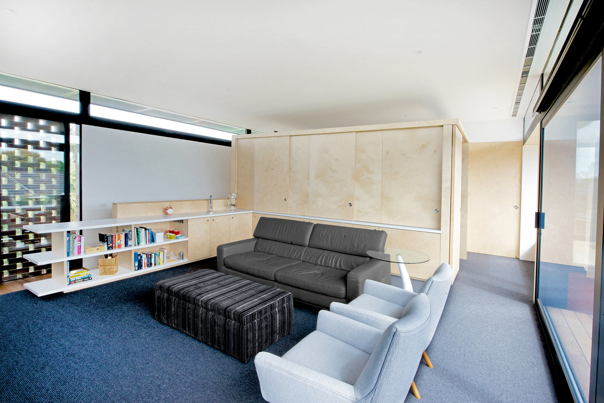 2016030737_07_Peter-Winkler-Architects_Dappled-Lighthouse_Cormac-Hanrahan