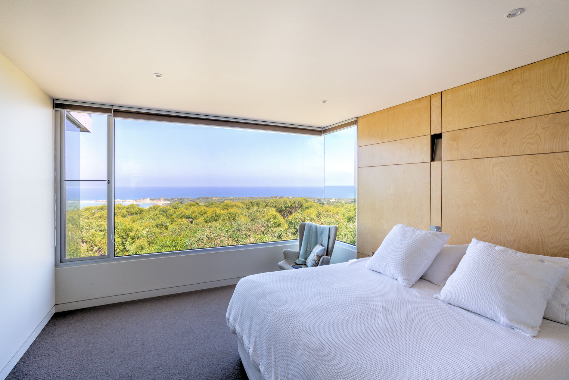 MASTER-BEDROOM MASTER-BEDROOM